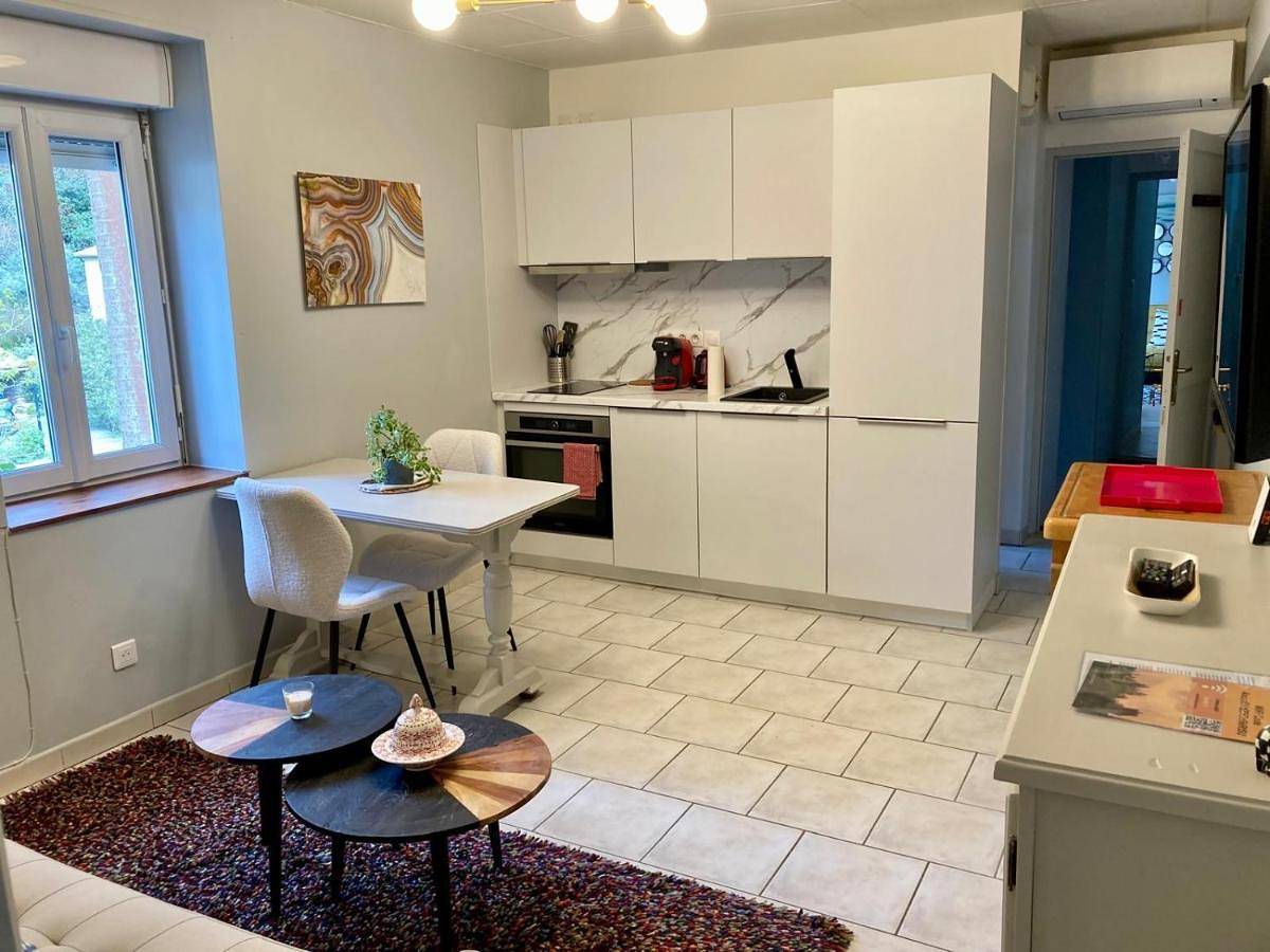 Appartement entier, 4 Châteaux Lastours Bijou 3 star Sudespine à 100m de los Castillos in Lastours, Région de Carcassonne