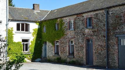 Cottage pour 10 personnes, avec jardin, animaux acceptés à Bertogne