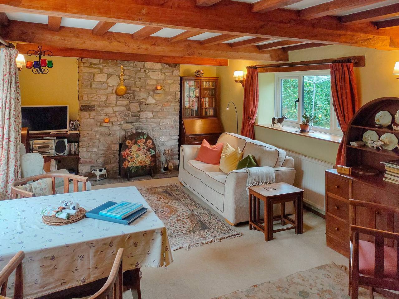Holiday Rental for 4 People in Churchill, North Somerset