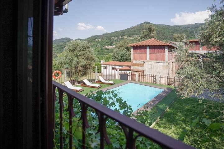 Hôtel pour 4 personnes, avec piscine ainsi que vue et jardin à Terras de Bouro - 3