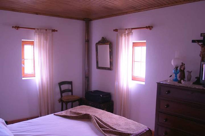 Gîte pour 4 personnes, avec piscine ainsi que jardin et jacuzzi à Soure - 2