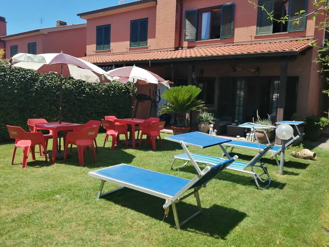 Villa voor 6 personen met balkon in Infernetto, Rome