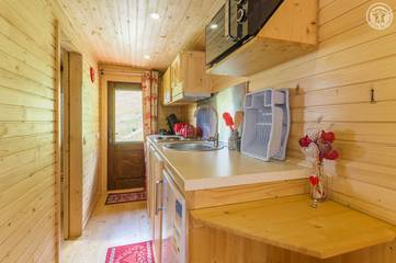 Gîte pour 3 Personnes dans Allondaz, Bauges, Photo 3
