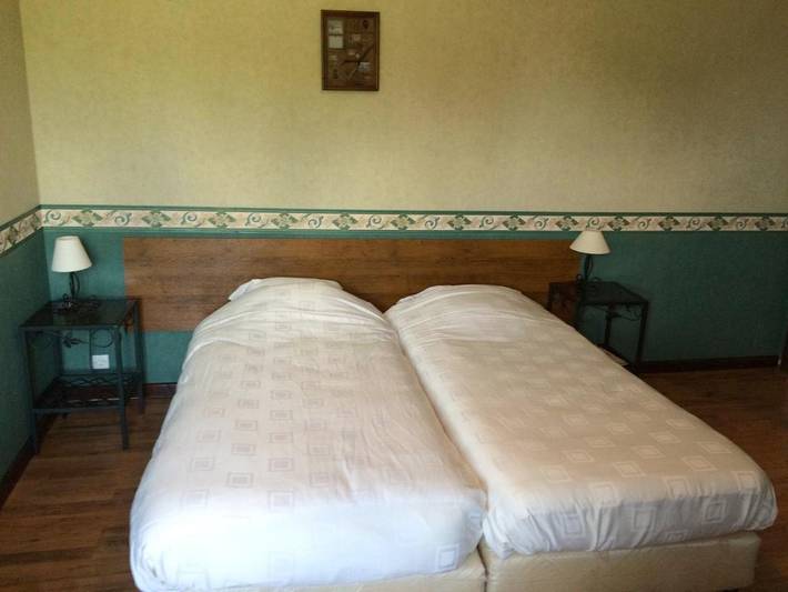 Location de vacances pour 2 personnes, avec jardin et vue, animaux acceptés à Maubert-Fontaine - 3