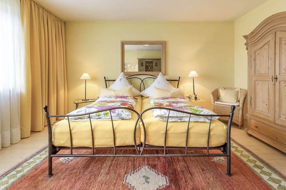 5*Landhaus Keller Bischofsmais Alleinige Belegung Hunde willkommen Wlan Telefon in Bischofsmais, Ostbayern
