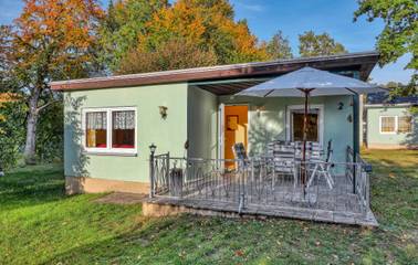 Ferienhaus für 4 Personen, mit Terrasse und Seeblick, kinderfreundlich in Uckermark