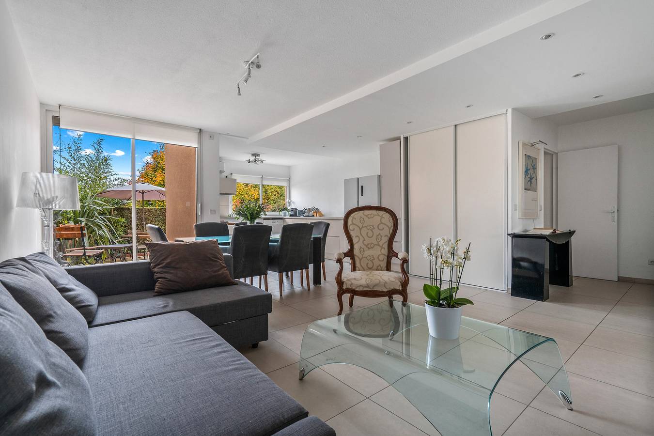 Apartamento entero, Apartamento 'Terrasse De Malissol' con terraza privada, jardín privado y Wi-Fi in Vienne (Isère), Región de Vienne