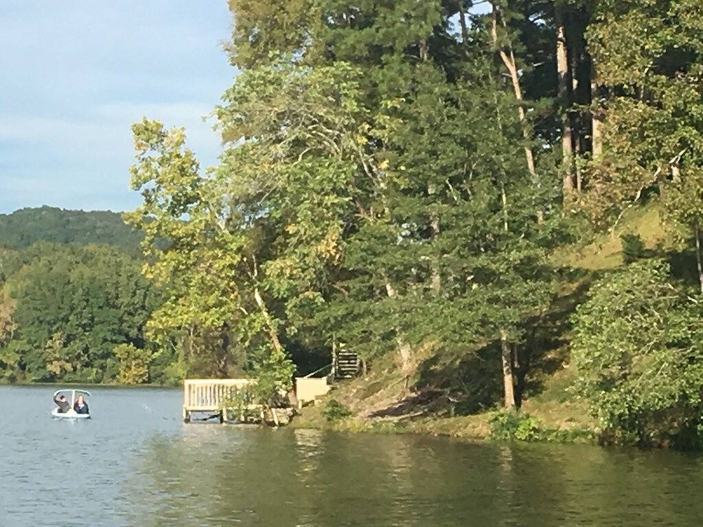Neues, abgelegenes Ferienhaus in Spencer Bay, Lake Catherine, nur wenige Minuten von Track & Town entfernt in Ouachita National Forest
