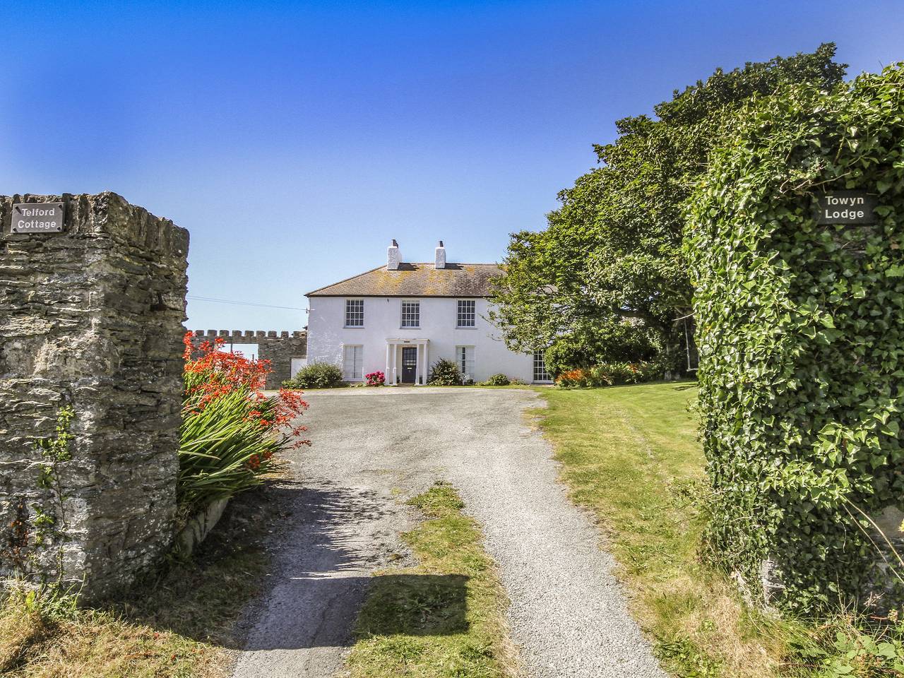 Towyn Lodge in Trearddur Bay, Isle of Anglesey
