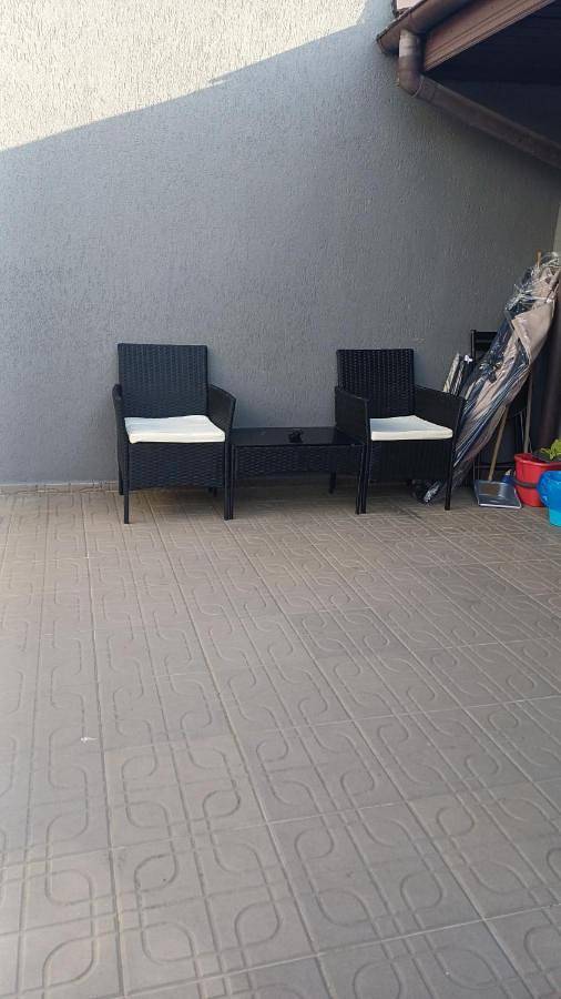 Maison d’hôte pour 2 personnes, avec Balcon ainsi que Terrasse et Vue à Bucarest - 2