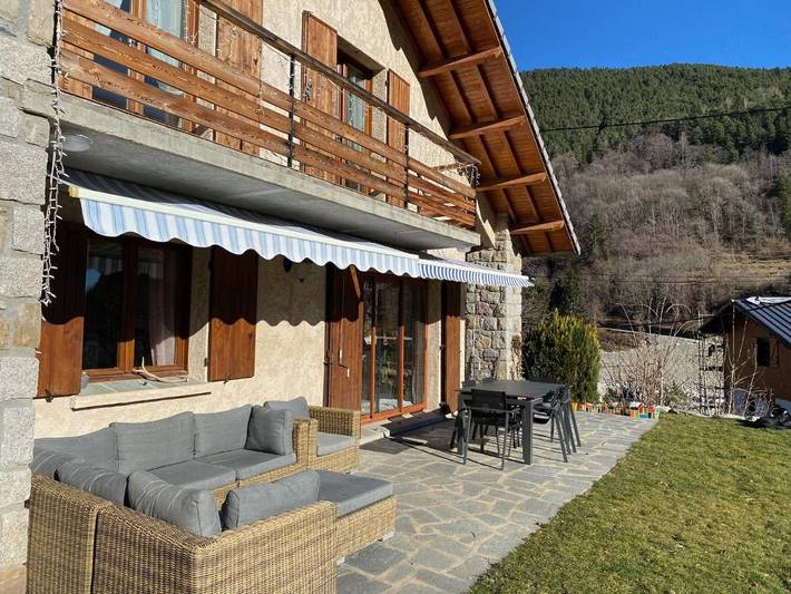 Gîte pour 3 personnes, avec terrasse ainsi que piscine et jardin à Saint-Martin-Vésubie - 2