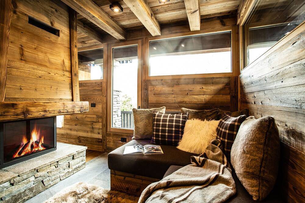 Chalet Seventy One - Panoramic Villa Retreat in Breuil-Cervinia, Région de Valtournenche