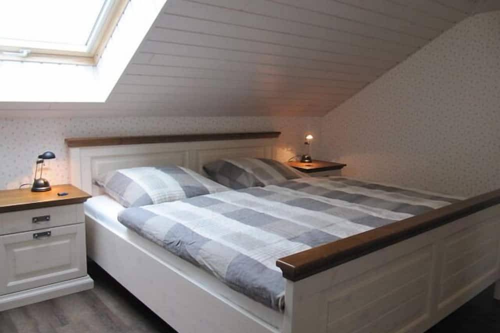 Gemütiches Landhaus \"Roter Milan\" mit fantastischer Ausschicht in Irmenach, Bernkastel-Kues & Umgebung