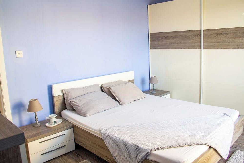 Ganze Wohnung, Stunning Beachfront Apt - Your Paradise Getaway in Naxxar, Insel Malta