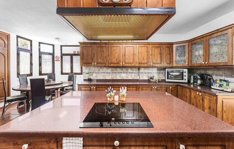 Charmante 140 m² große Wohnung mit Pool, Terrasse und WLAN in der Nähe des Stadtzentrums von Tahiche in Tahiche, Teguise