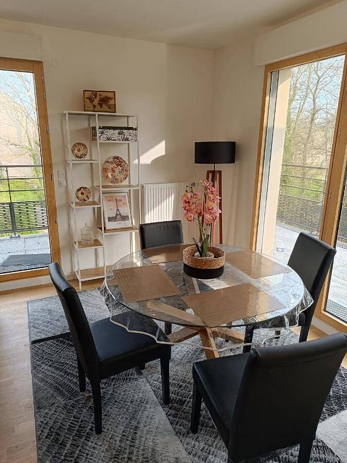Appartement entier, Chez Sibylle Parcnaturelpetitvenisechevreuseversaillesorly appartement entier 69 M2 ou chambre in Saint-Rémy-lès-Chevreuse, Parc naturel régional de la Haute Vallée de Chevreuse