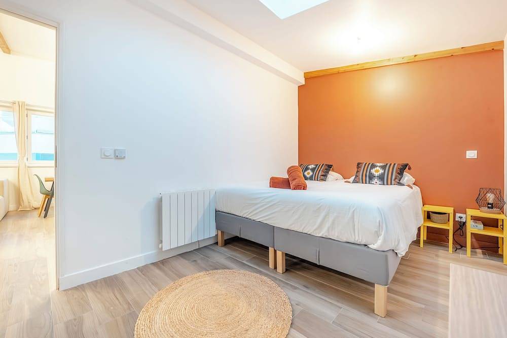 Appartement entier, Serenity House - métro ligne 7 + parking in Villejuif, Val-de-Marne