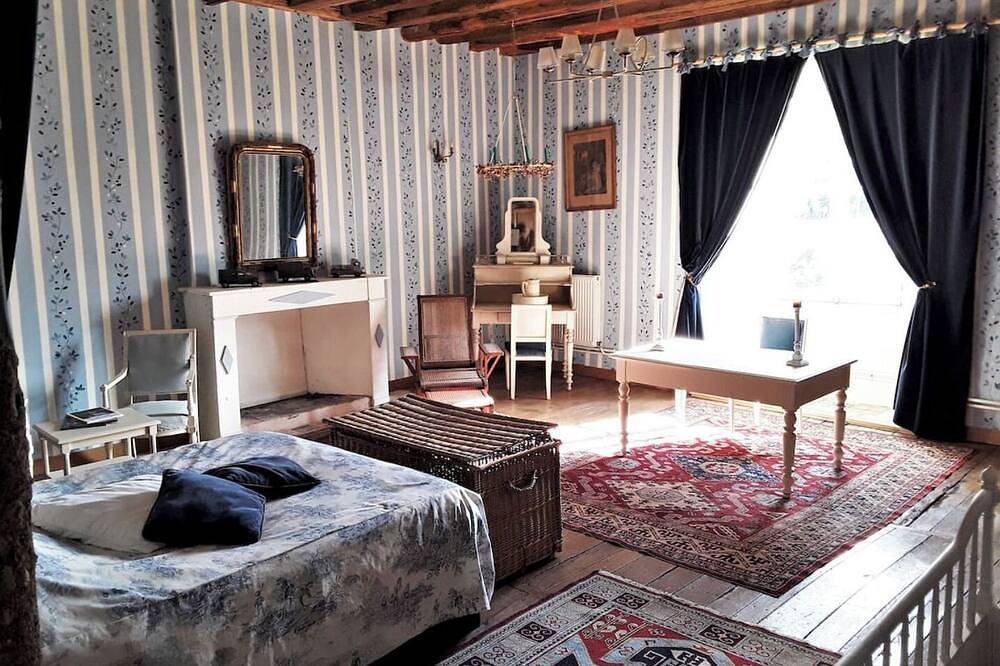 Logis de caractère large reception capacity in Bressuire, Deux-Sèvres