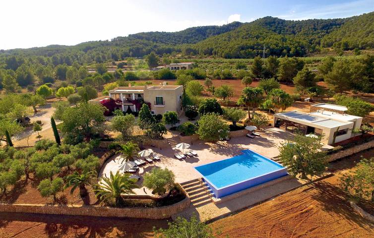Chalet para 12 personas, con terraza y jardín en Ibiza - 2