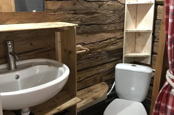 Chalet für 3 Personen, mit Terrasse im Jura - 4