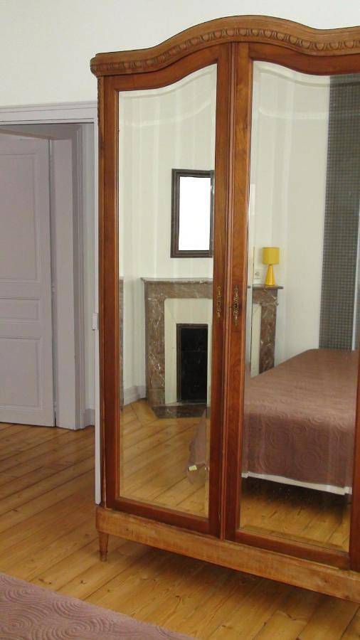 Two-Bedroom House in Chablis, Région d'Auxerre