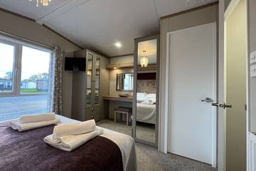 Static Caravan for 4 People in St Andrews, Lowlands, Photo 2