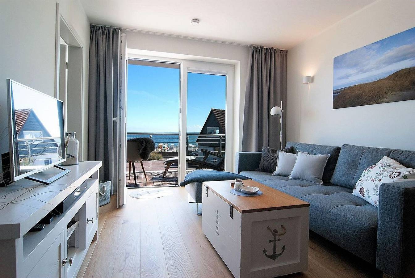 Ganze Wohnung, Meeresblick „ Koje 38“

Direkt am Sandstrand und am Meer gelegene Traumferienwohnung mit moderner, Rollstuhl geeigneter Ausstattung. Neben einem atemberaubenden Blick über die Ostsee bietet die "Koje 38" auch eine umfangreiche Ausstattung, reichlich Platz und eine schönen Balkon. in Hohwacht Strand, Hohwacht