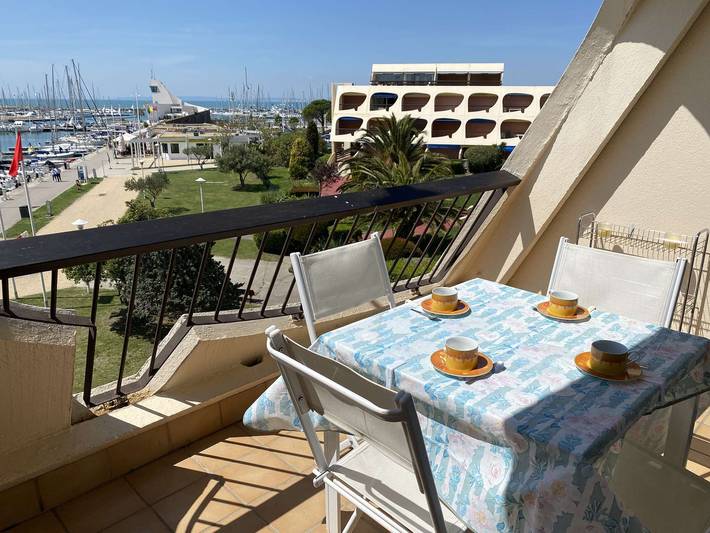 Ganze Wohnung, 2-Zimmer-Wohnung mit Pool und Parkplatz in Port Camargue in Port Camargue, Le Grau-du-Roi