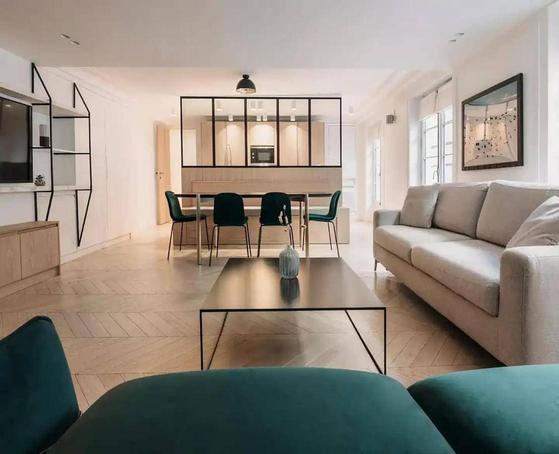 Two-Bedroom Villa in Tower Hamlets, London