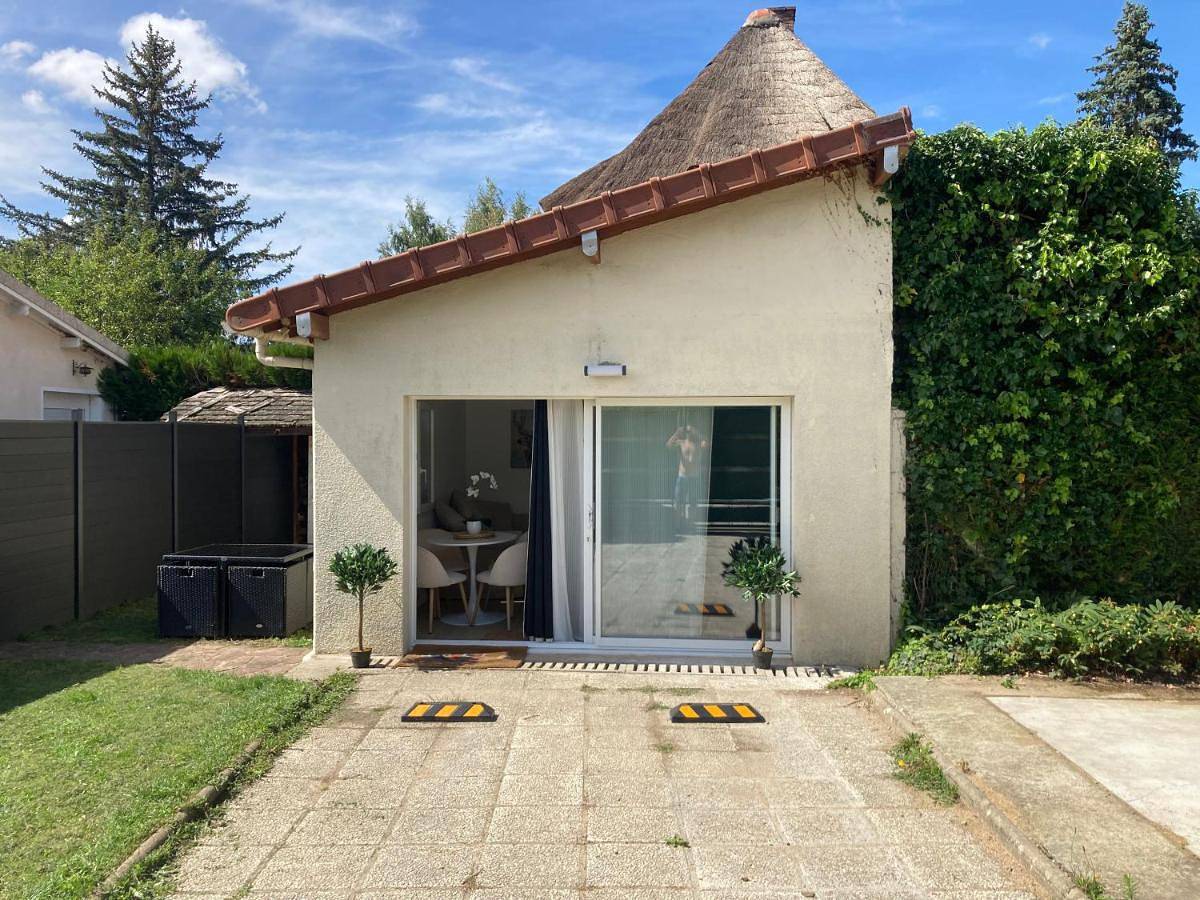 Mini maison - Oncy détend in Oncy-sur-École, Parc naturel régional du Gâtinais français