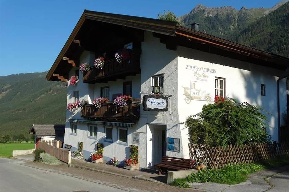 Ganze Wohnung, Doppelzimmer, Dusche, Wc Nr 4 - Gästehaus Posch in Krimmler Wasserfälle, Krimml
