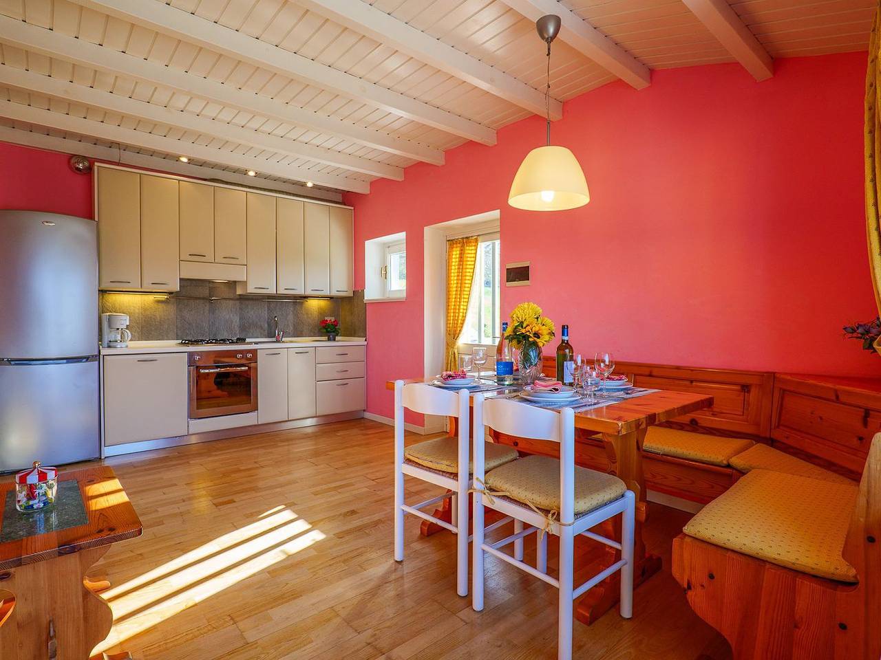 Apartamento entero, Sole 2 Terrace Holiday Apartment with Pool in Cólico (Italia), Alpes de Orobie Occidental