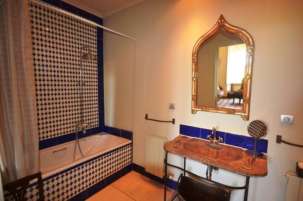 Villa de luxe proche de Barcelone, Sitges, avec piscine privative et court de tennis in Vilanova i la Geltrú, Garraf