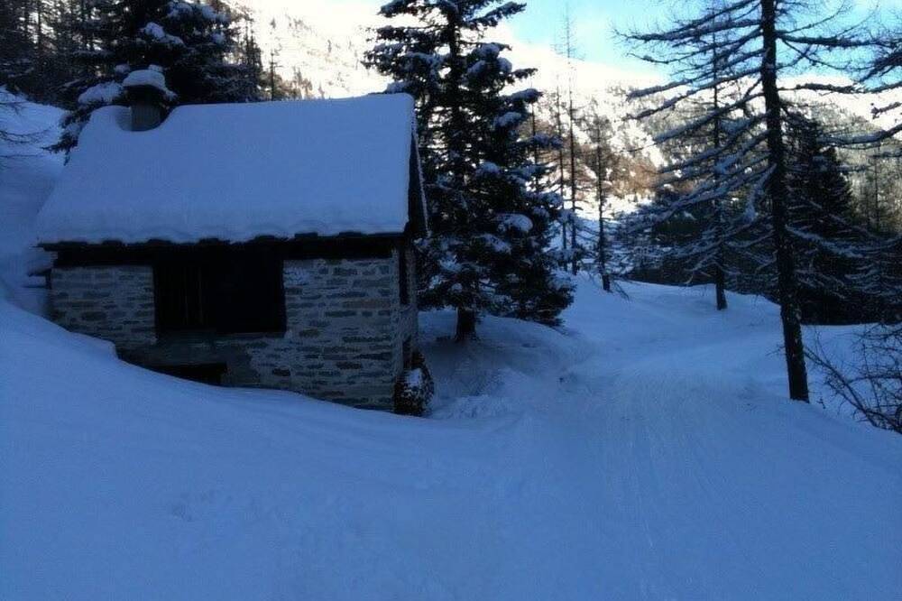 \"Rustico Bersacola in Bosco/Gurin, Tessiner Alpen