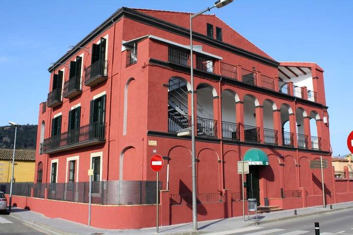 Location de vacances pour 6 personnes, avec jardin et piscine, animaux acceptés à Santa Coloma de Farners - 4