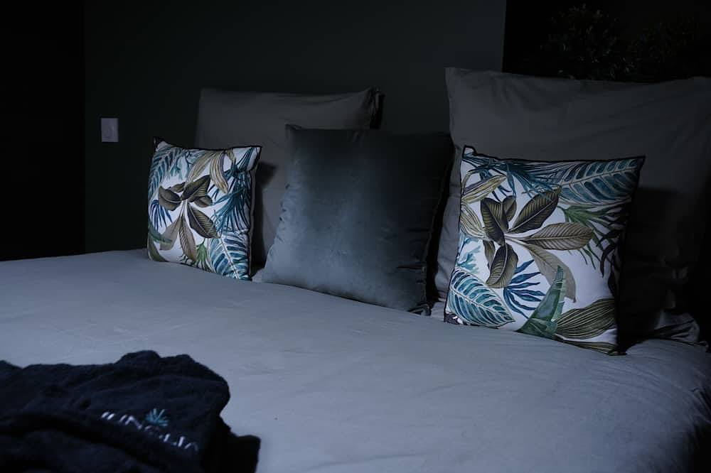 Apartamento entero, Junglia Suite - Spa & Ciné in Bourg-en-Bresse, Región de Bourg-en-Bresse