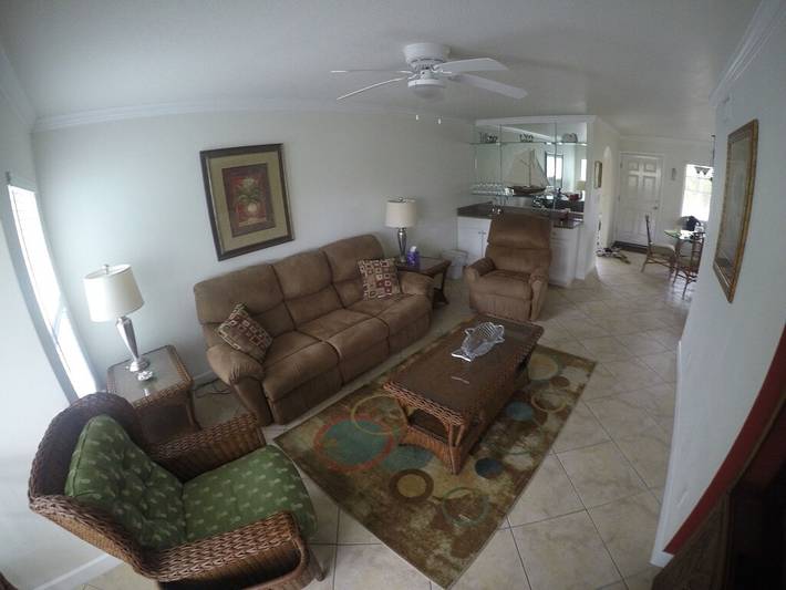 Vacation rental for 5 people, with pool and terrace in Indian Shores