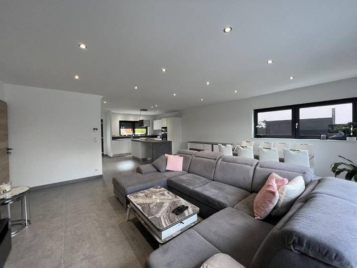 Location de vacances pour 8 personnes, avec jardin et piscine ainsi que terrasse et vue à Ingersheim - 2