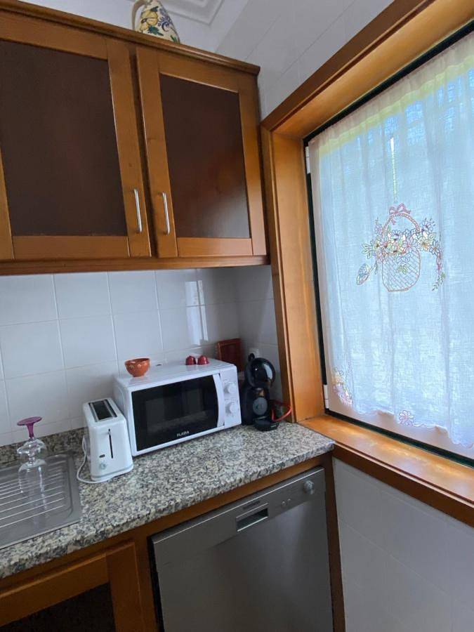 Location de vacances pour 6 personnes, avec jardin ainsi que piscine et vue dans Paredes de Coura - 4