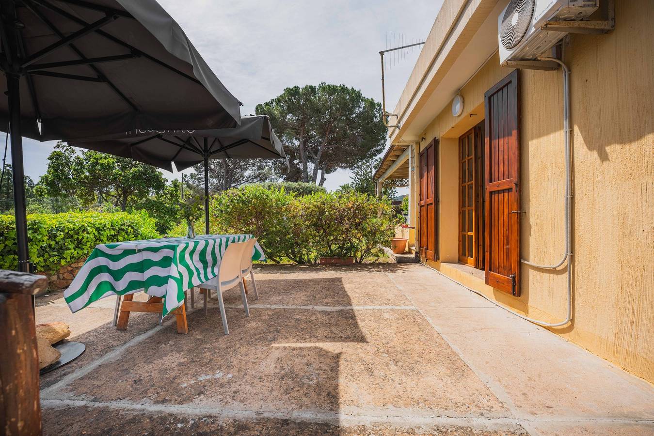 Casa vacanze 'Villa Costa Paradiso Del Sud' con vista mare, terrazza e aria condizionata in Cala Sinzias, Cagliari e Dintorni