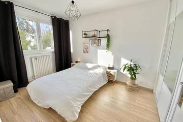 Appartement De Vacances pour 4 Personnes dans Caluire-et-Cuire, Rhône, Photo 1