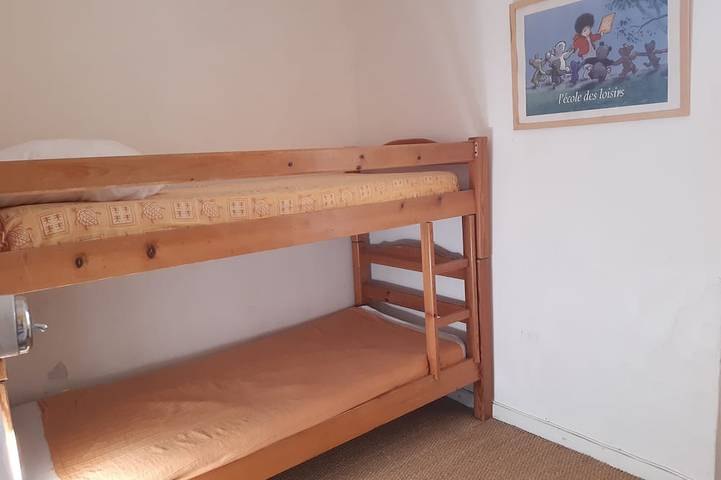 Gîte pour 4 personnes, avec jardin à Ginasservis - 2