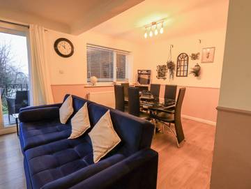 Apartment for 4 People in Bowness-on-Windermere, Cumbria, Photo 4