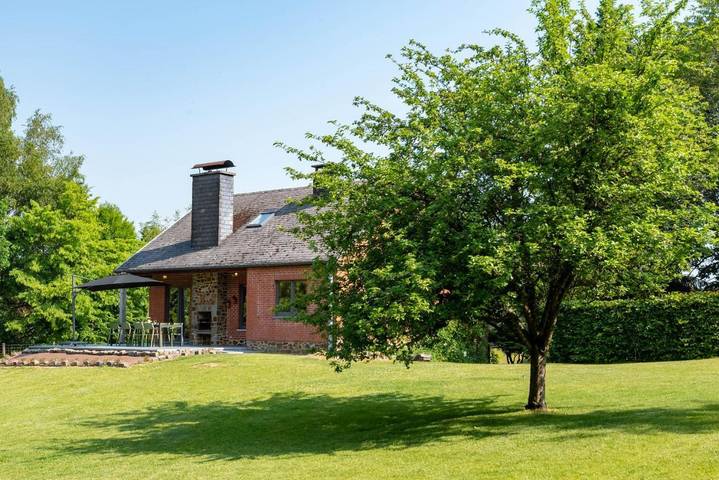 Location de vacances pour 8 personnes, avec jardin dans Champlon - 2