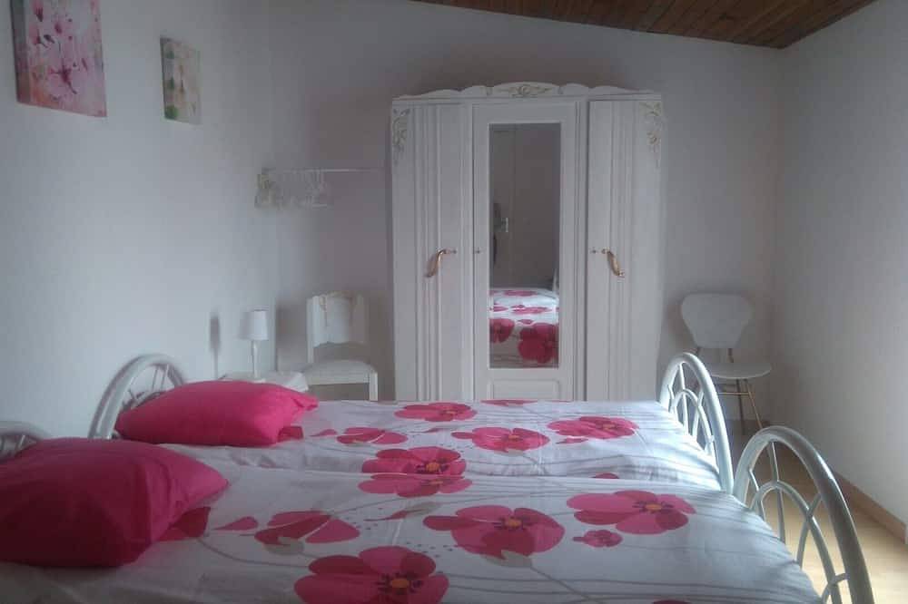 Maison à Châtelaillon Plage , calme avec jardin clos in Châtelaillon-Plage, Région de La Rochelle