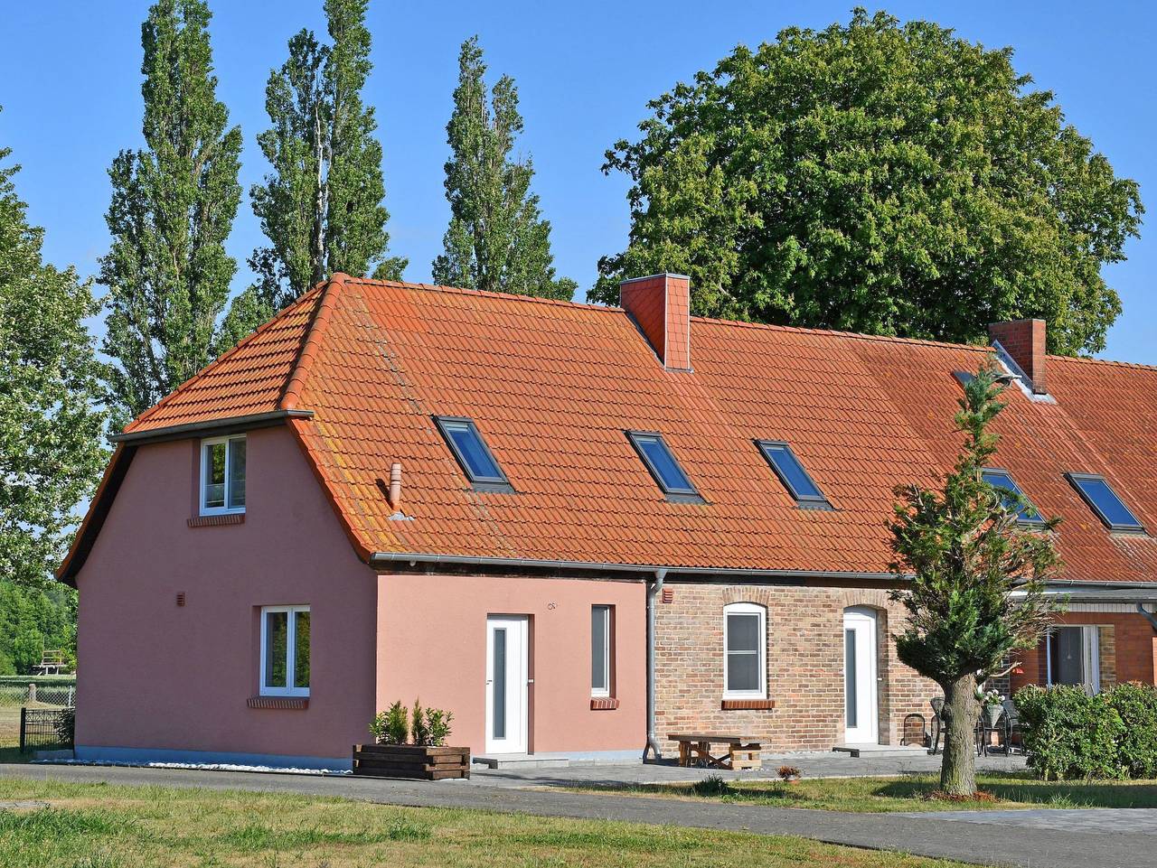 Ganze Ferienwohnung, Ferienwohnungen Udars auf Rügen - Ferienwohnung Hanna mit Terrasse in Schaprode, Rügen