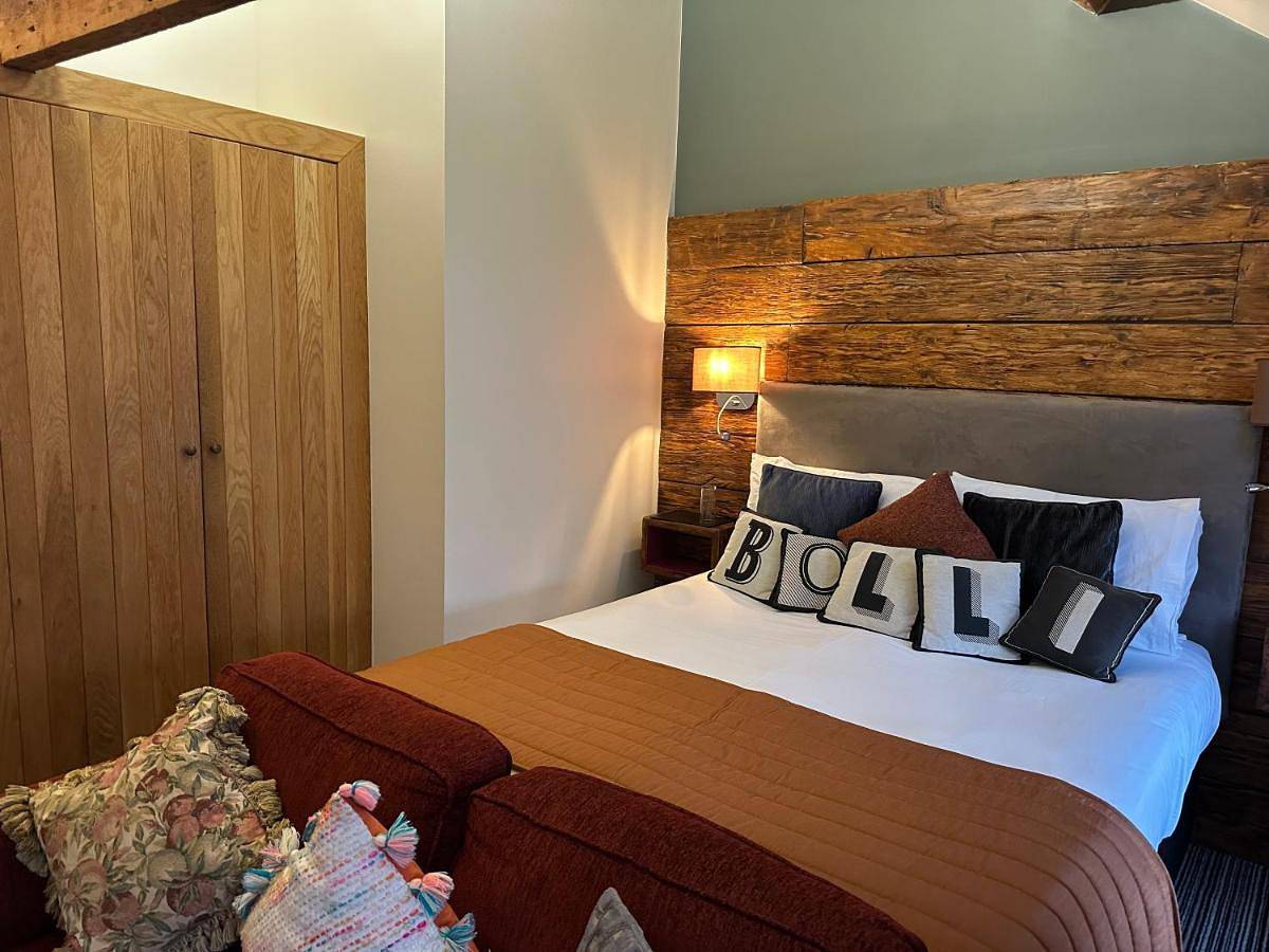 Deluxe Double Room with Sea View in Whitby, North York Moors National Park