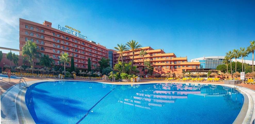 Apartahotel para 10 personas, con Terraza y Jardín en Fuengirola