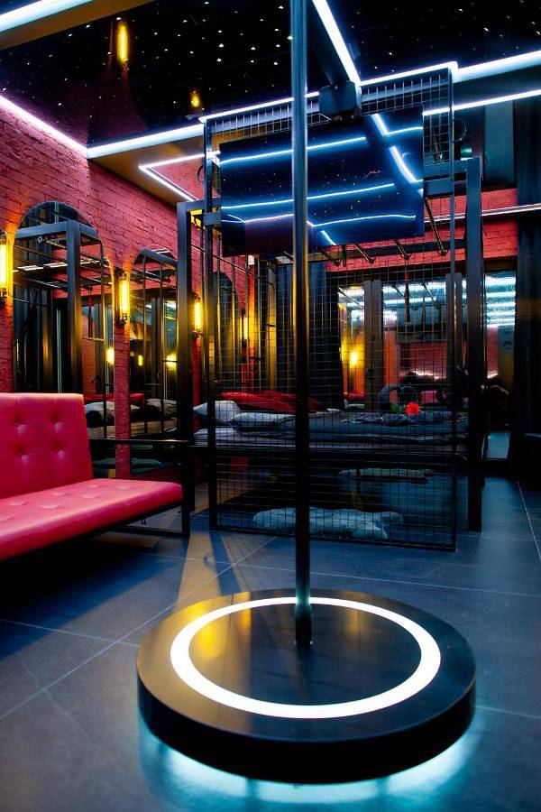 Ganze Wohnung, Love Apartament z sauną i jacuzzi in Kattowitz, Schlesien