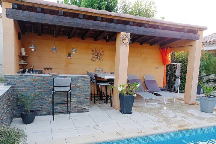 Agriturismo pour 6 personnes, avec jardin et terrasse à Boisset-et-Gaujac